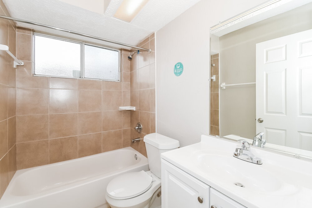 Building Photo - 8522 Sugartree Dr