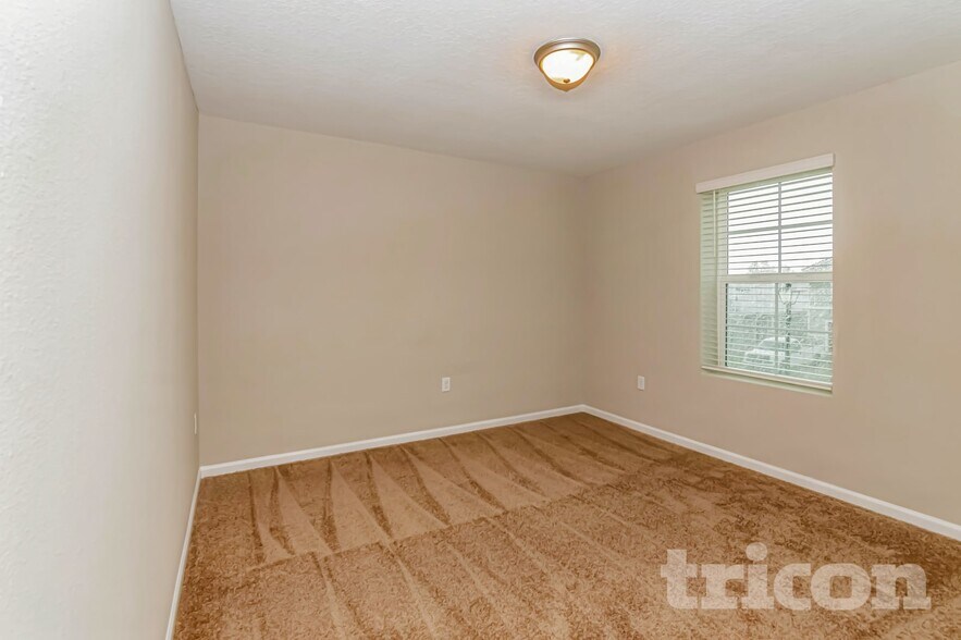 Building Photo - 11351 John Rutledge Pl