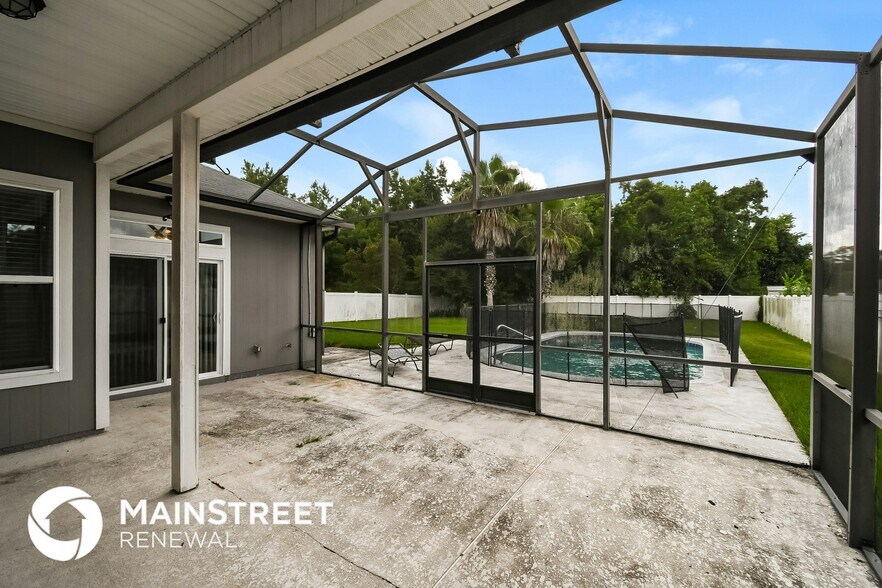 Building Photo - 9941 Rose Creek Ct