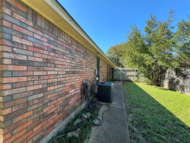 Building Photo - 1244 Misty Ln