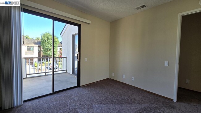 Building Photo - 39623 Embarcadero Terrace