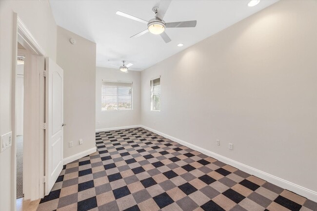 Building Photo - WHY RENT A HOUSE WHEN YOU CAN HAVE A PENTH...