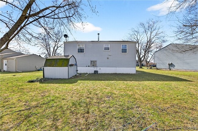 Building Photo - 8237 Mantova Dr