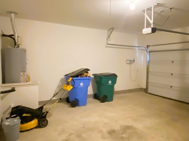 Building Photo - 13604 Buckalew St