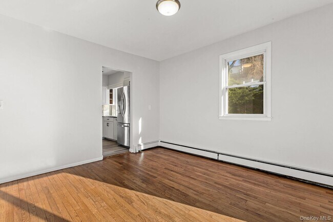 Building Photo - 45 Pamela Ln