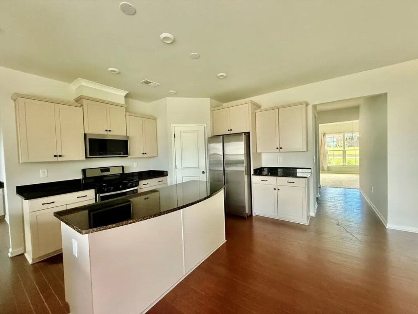 Building Photo - 212 Himalaya Way