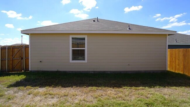 Building Photo - 3702 Haydon Hl Rd