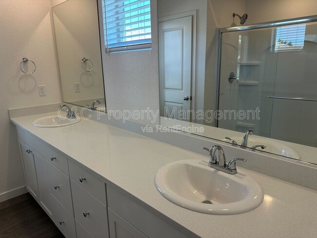 Building Photo - 1805 Lucky Star Pl