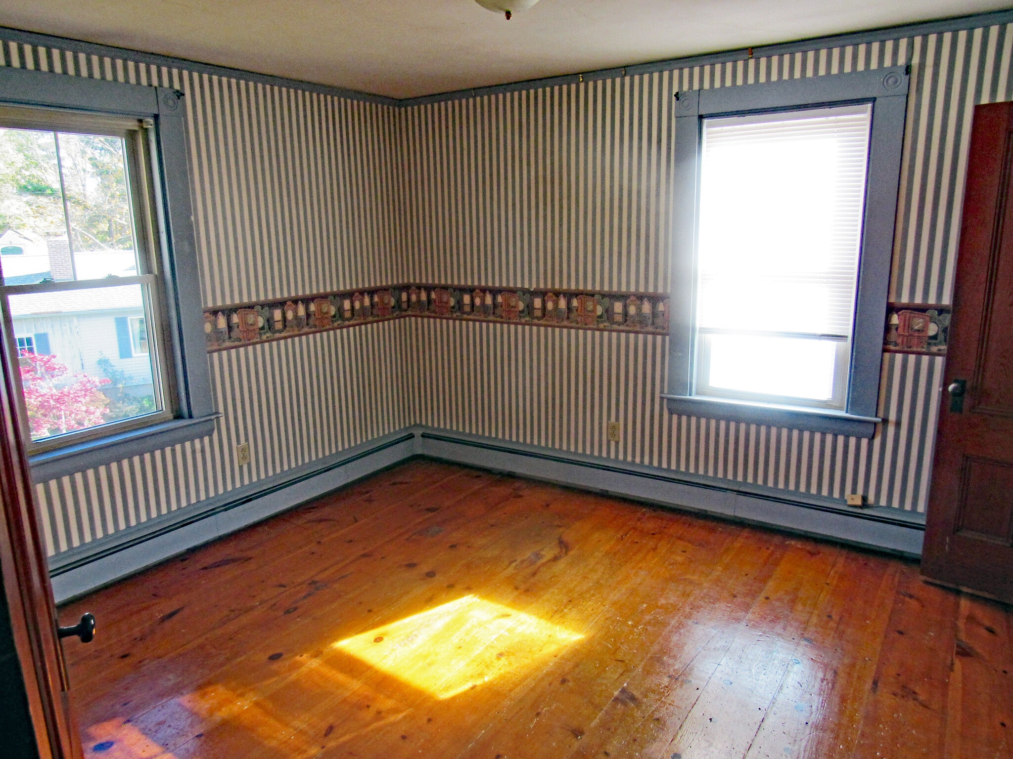 Bedroom 2 - 324 Main St