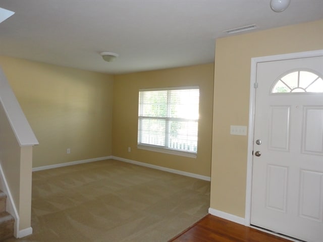 Building Photo - 16947 Tree Top Ct