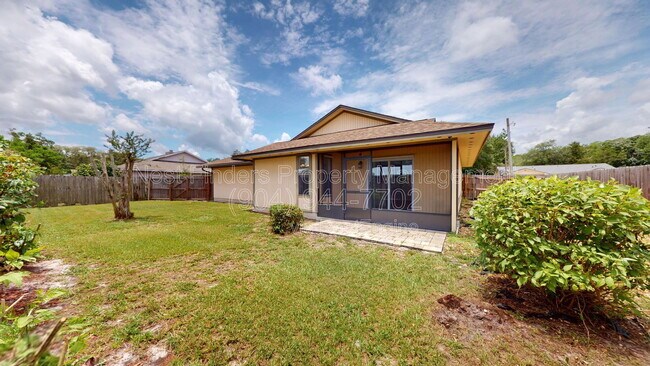 Building Photo - 111 Lobelia Rd