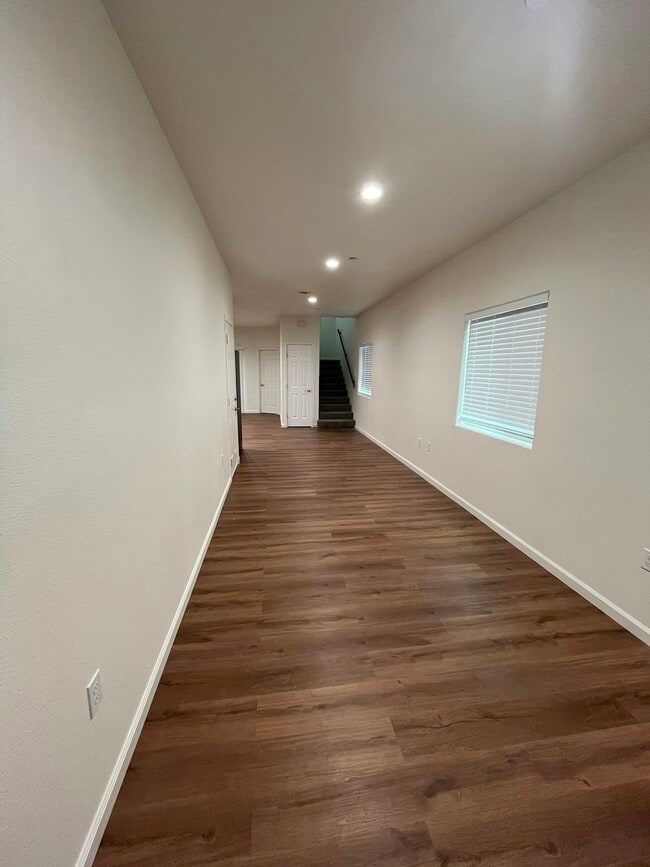 Building Photo - 4527 14th Ave