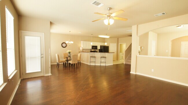 Building Photo - 197 Ferrule Dr