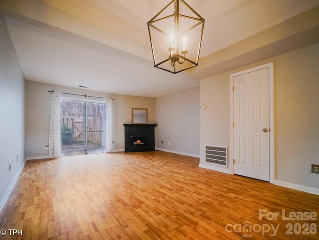 Building Photo - 6124 Heath Ridge Ct