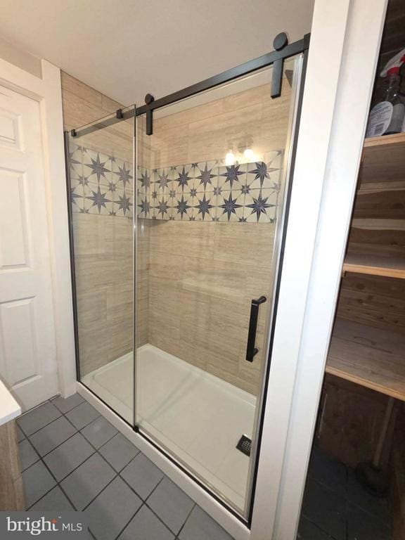 Building Photo - 708 Medina St