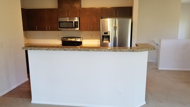 Building Photo - 15720 Manor Way