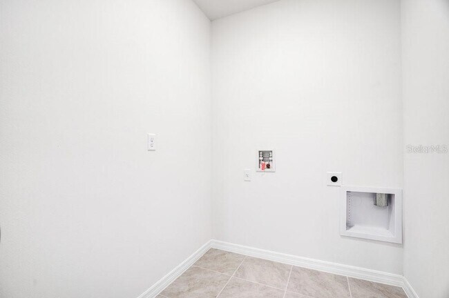 Building Photo - 1112 Brooklet Dr