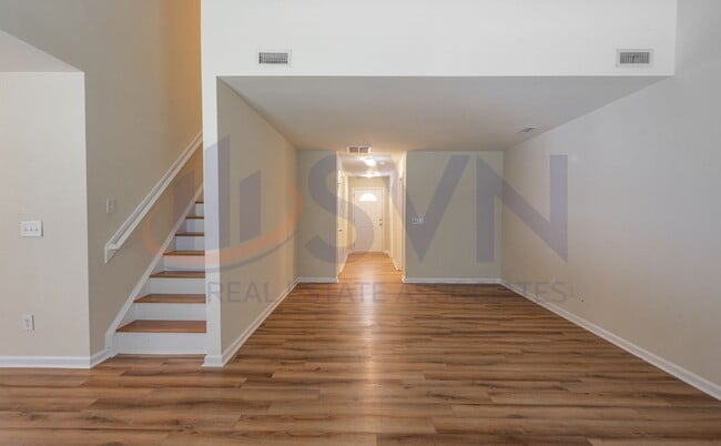 Building Photo - Spacious 4BR, 2.5BA Summer Meadow Durham Home