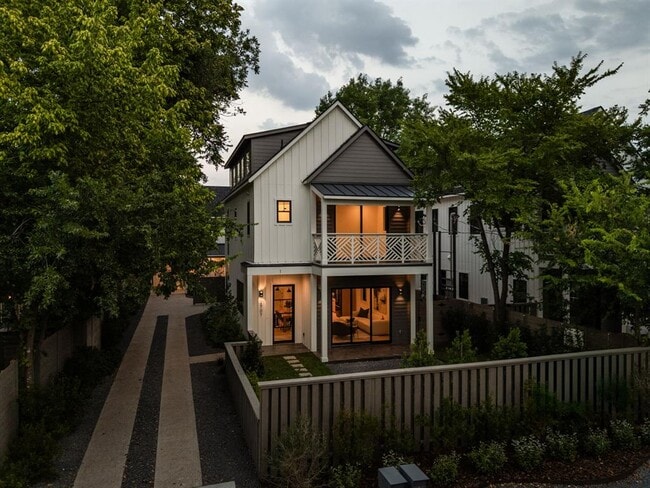 Building Photo - 2707 Stacy Ln