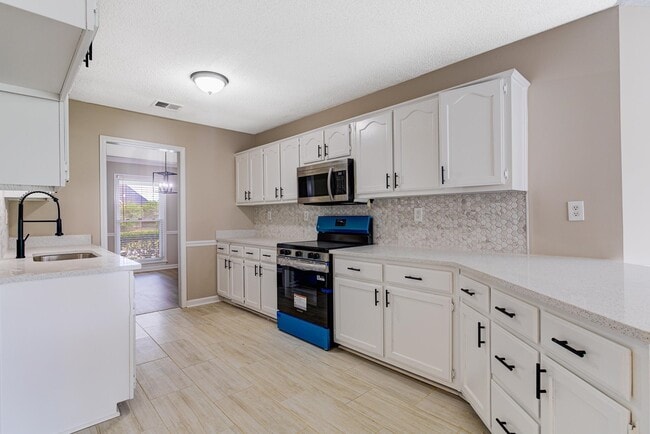 Building Photo - 1937 Ada Ln