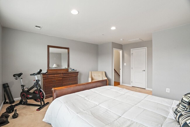 Building Photo - Amazing Opportunity in The Villages at Dak...