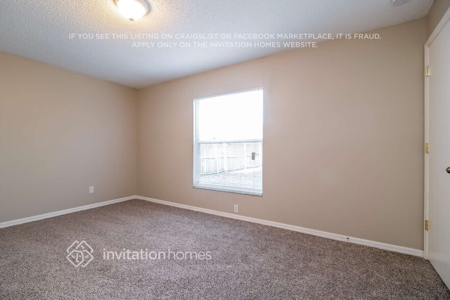 Building Photo - 12521 Dawn Vista Dr