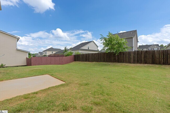Building Photo - 313 Rivers Edge Cir