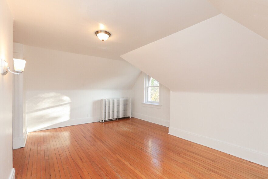 Building Photo - 1134 Westover Ave