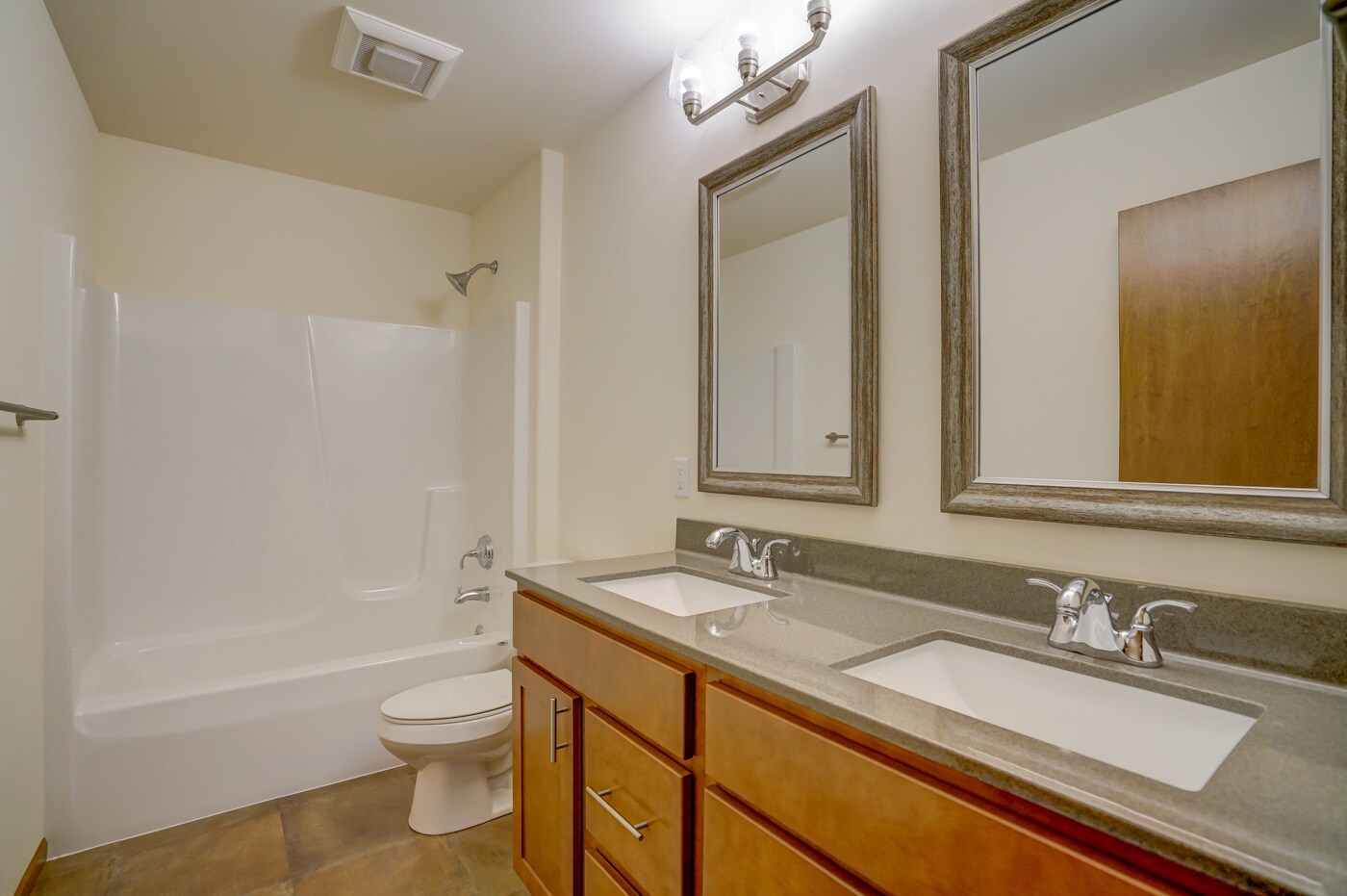Building Photo - 400 Odyssey Ct