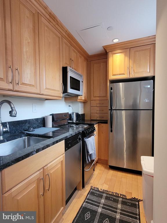 Building Photo - 1701 Locust St