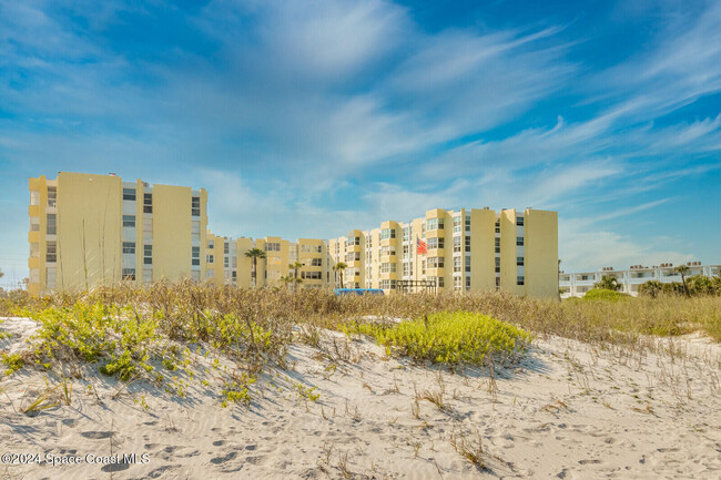 Building Photo - 4700 Ocean Beach Blvd