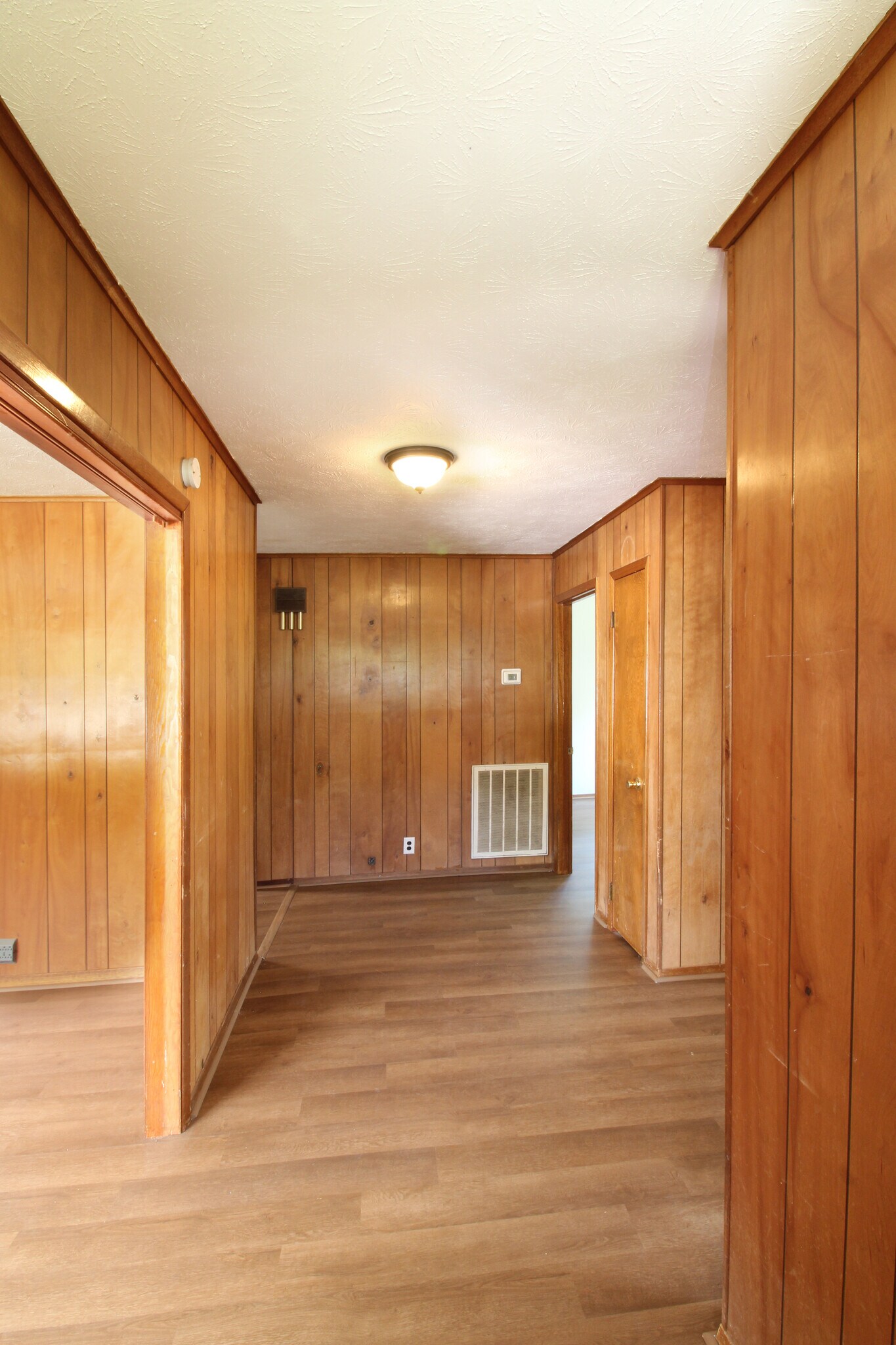 Building Photo - 1940 Harris Rd