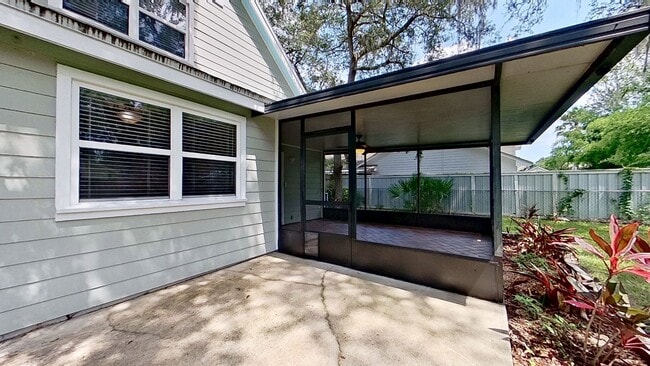 Building Photo - Beautiful Two-Story Home in Neptune Beach availabe early May!