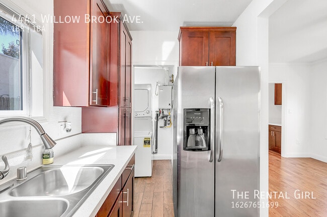 Building Photo - 4441 Willow Brook Ave