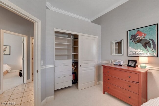 Building Photo - 10553 Linderhof Ave