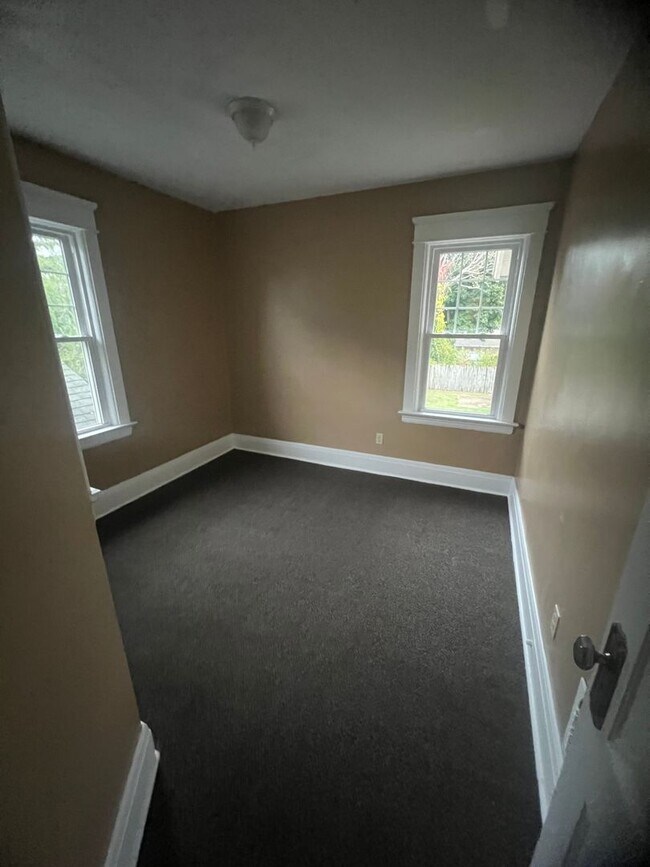 21719 LIBERTY 21719 Liberty St Erie PA 16507 Apartment Finder