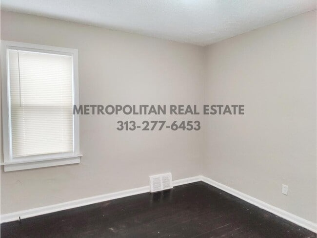 Building Photo - 26721 Carlysle St