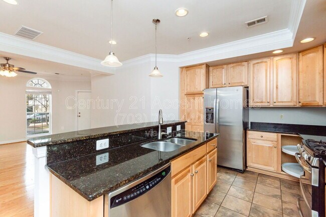 Building Photo - 5675 Harrington Falls Ln