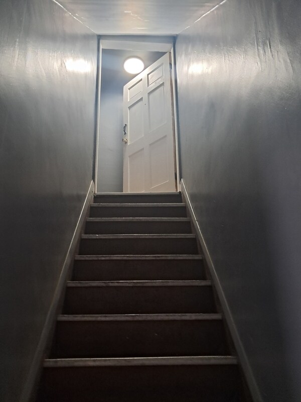 Building Photo - 1137 E 66th St