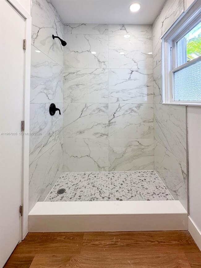 Building Photo - 1255 Jackson St