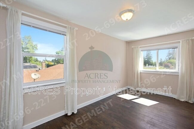 Building Photo - 15446 21st Ave SW