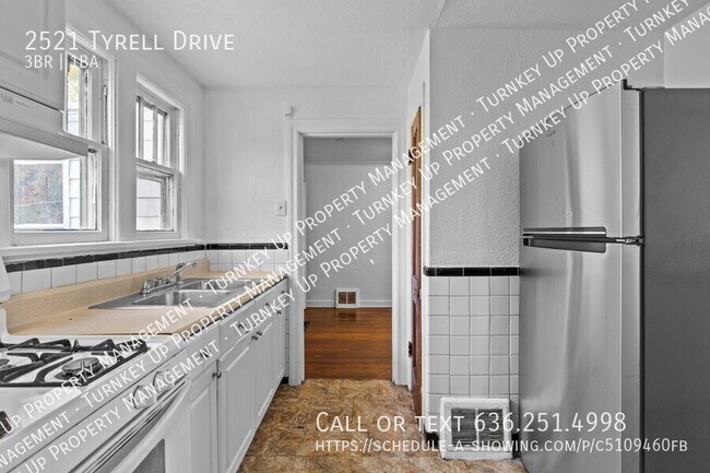 Building Photo - 2521 Tyrell Dr