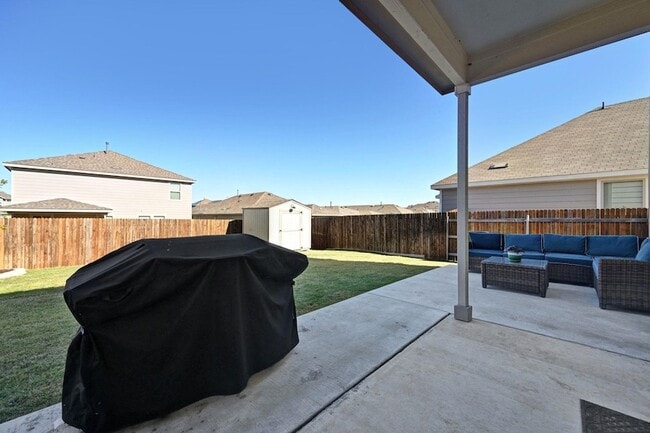 Building Photo - 317 Black Alder St