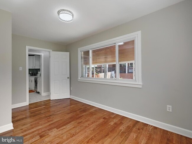 Building Photo - 4502 Elmwood Rd