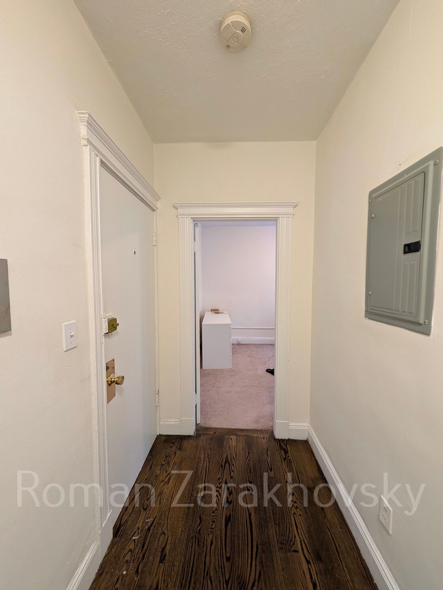 Building Photo - 74 Brainerd Rd