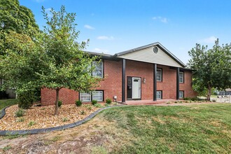 Building Photo - 9603 Knox Dr
