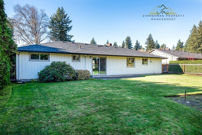 Building Photo - Amazing Cal Young Neighborhood! Beautiful ...