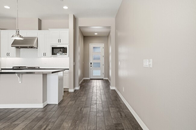 Building Photo - 7471 E Paraiso Dr