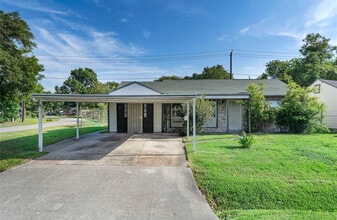 Building Photo - Stallings