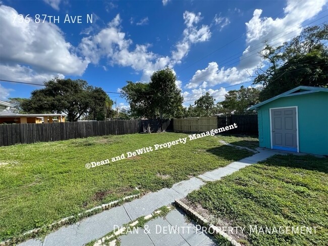 Building Photo - 736 87th Ave N